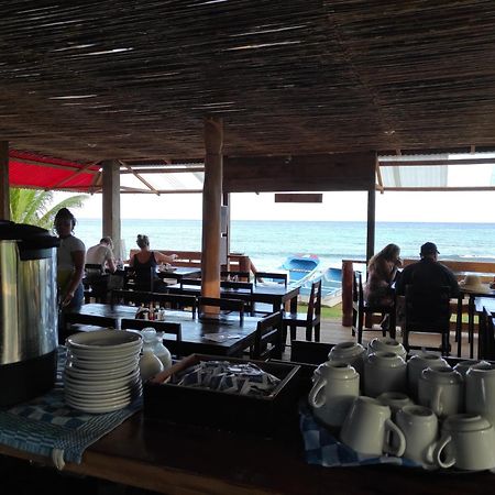 Paraiso Beach Hotel Brig Bay Eksteriør billede